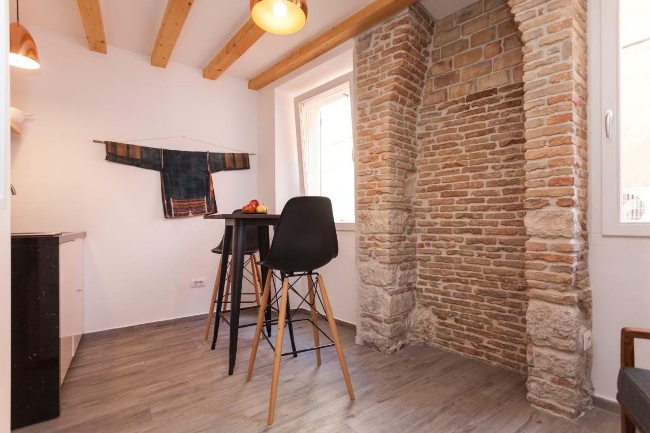 Apartments Stube 4 Ровінь Екстер'єр фото