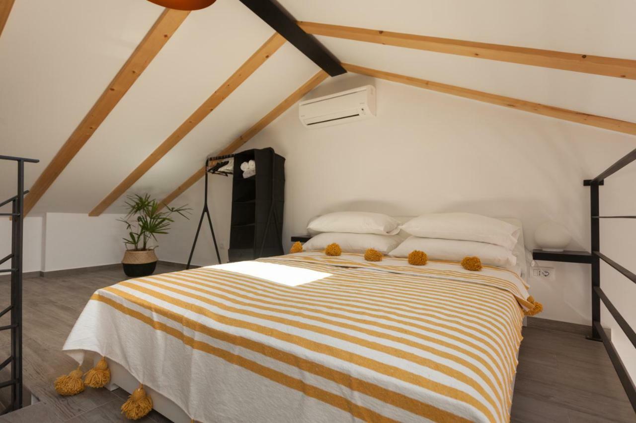 Apartments Stube 4 Ровінь Екстер'єр фото